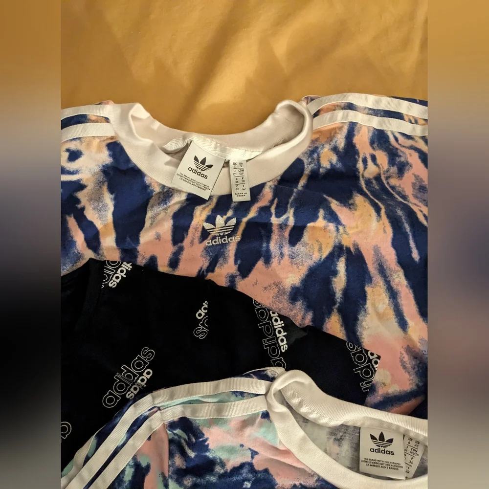 Women's Adidas tshirt bundle (5) - Picture 2 of 4
